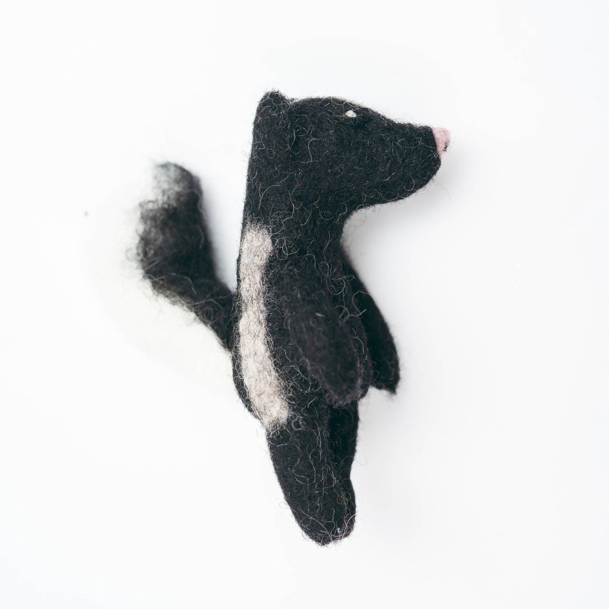 Skunk Finger Puppet – Mutual Adoration + POST